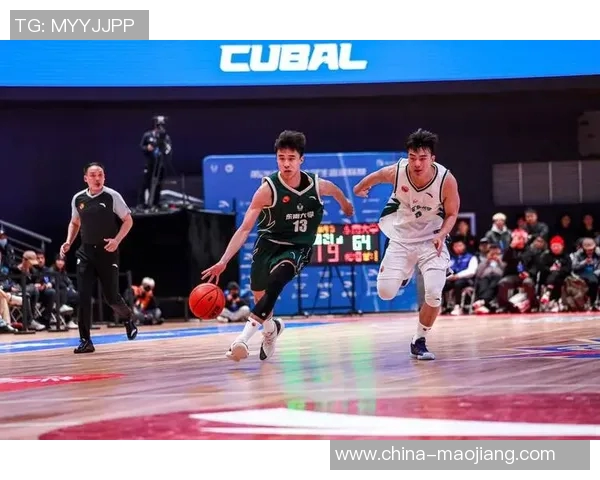 任骏飞领衔球队奋勇拼搏展现篮球魅力助力赛季目标实现