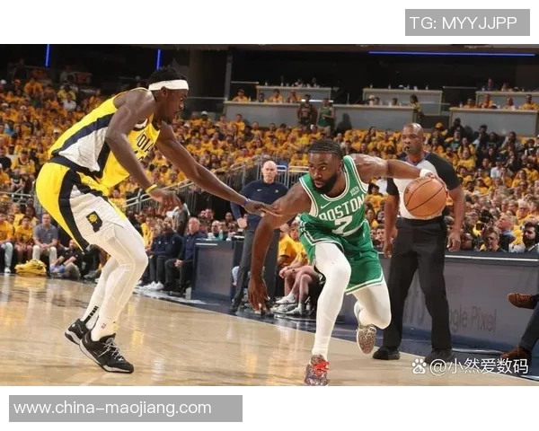 凯尔特人对决老鹰激战正酣球迷期待精彩瞬间再现